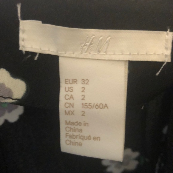 Flower skirt with ruffles - Picture 3 of 3